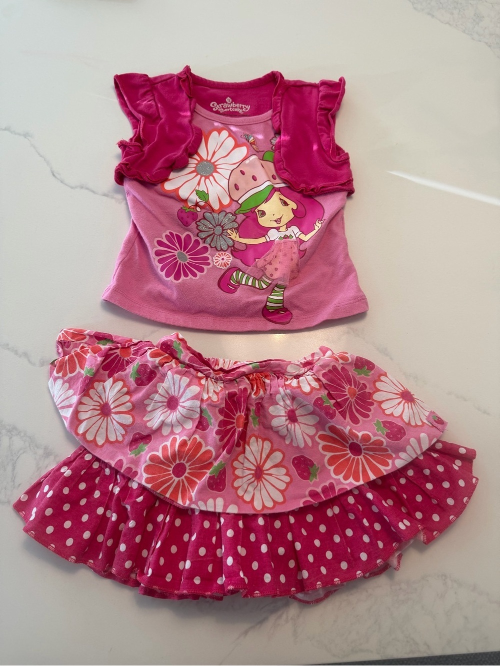 Y2K 2013 Strawberry Shortcake Two Piece Set Skort & Shirt Mock Shrug Toddler 3T